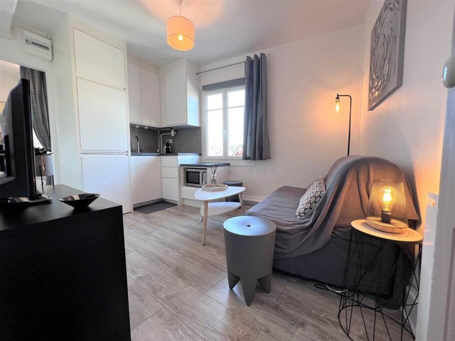 Le Cyrano, Deauville - App. T2 Proche De La Mer 外观 照片